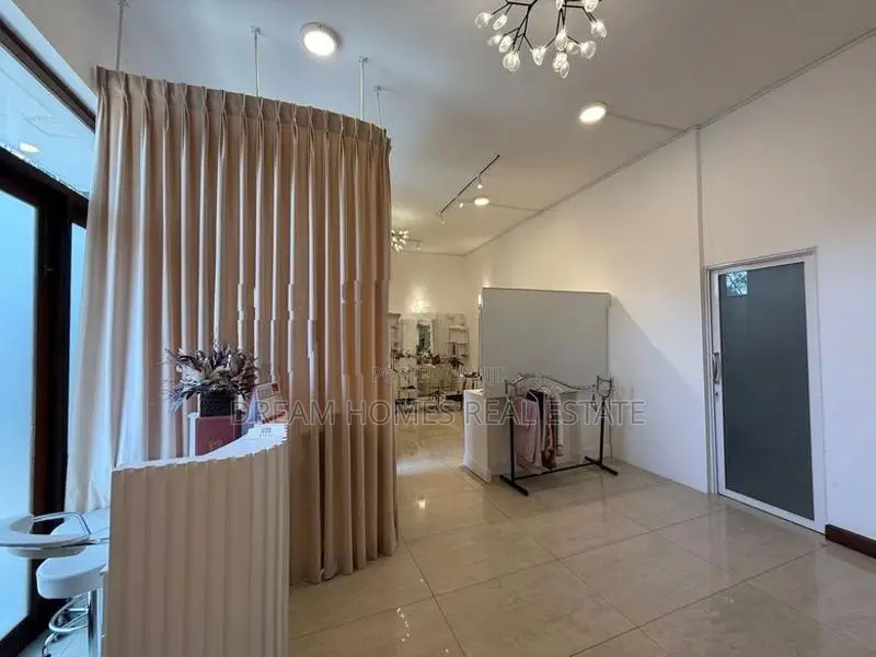 Spacious 5-Bedroom House For Sale In Nawala