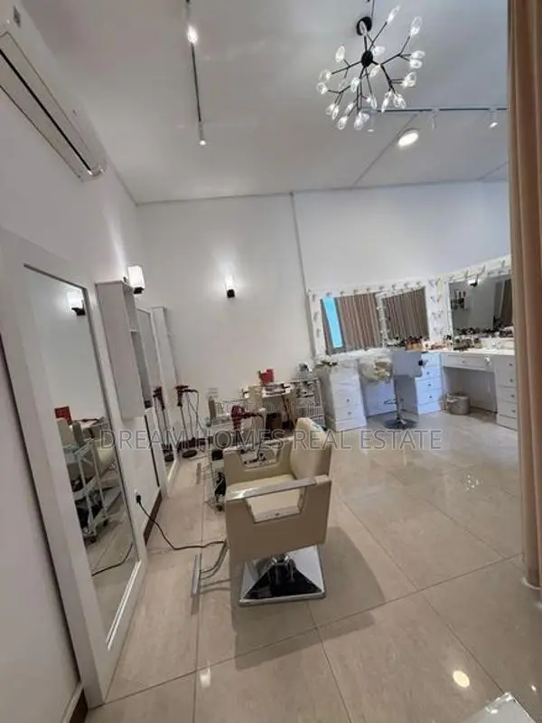 Spacious 5-Bedroom House For Sale In Nawala