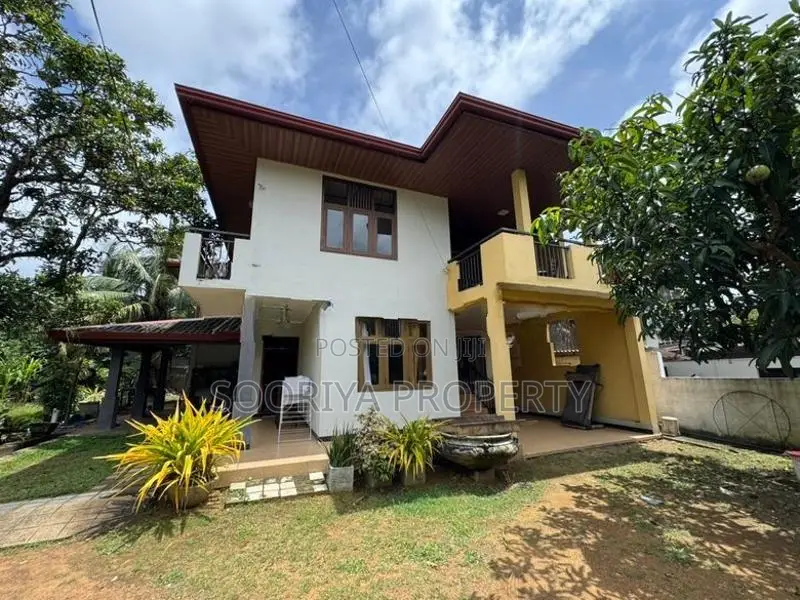 Near Katubedda University House Sale Moratuwa Suwarapola