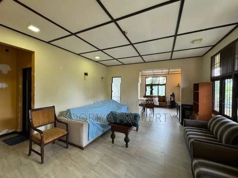 Near Katubedda University House Sale Moratuwa Suwarapola