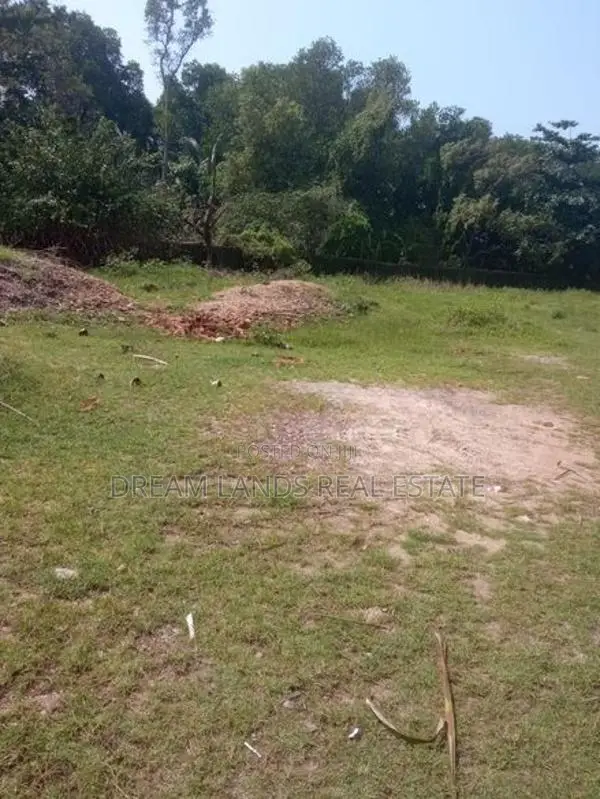 COMMERCIAL LAND FOR RENT IN PANADURA (SP1371)
