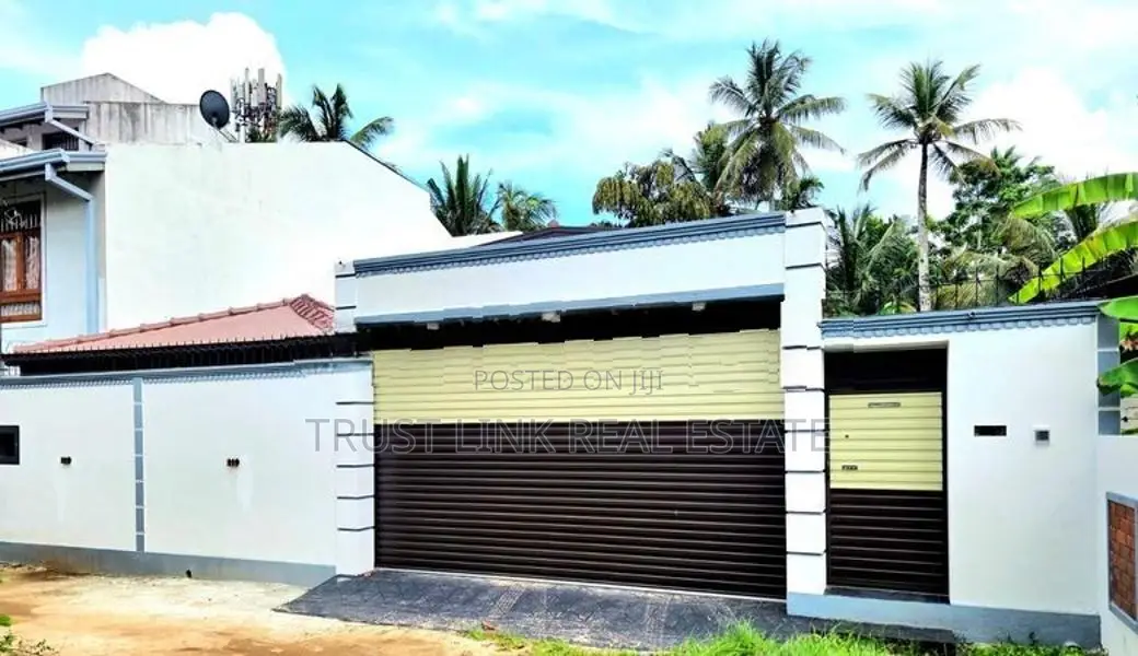 Brand New Single Story House for Sale in Mahara Kadawatha