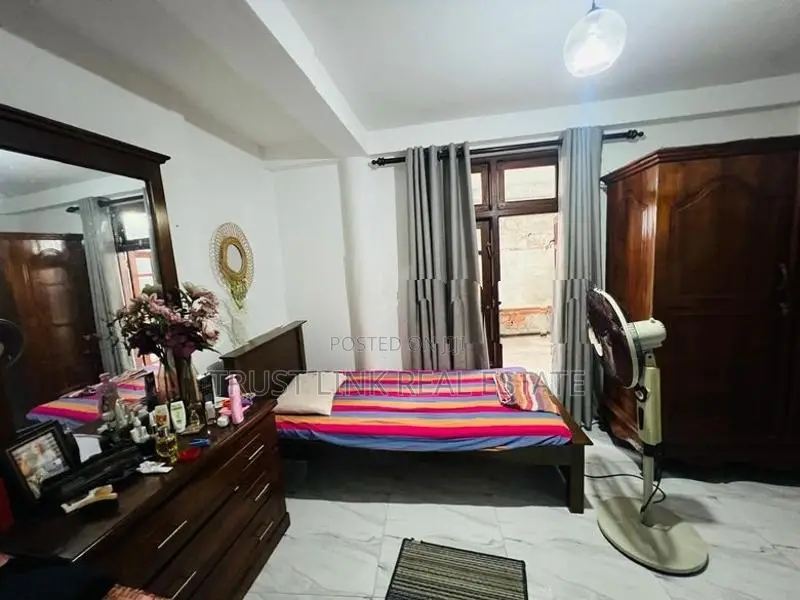 2 Storey House for Sale in Mahara (Kadawatha)