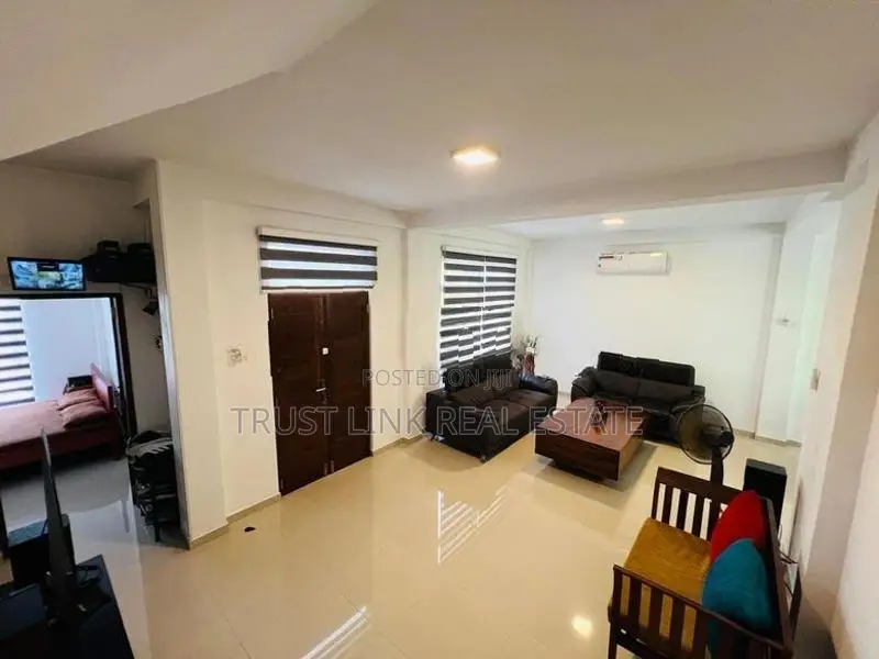 House For Sale In Miriswatta