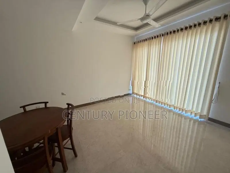Marina Square - Apartment For Rent In Colombo 15