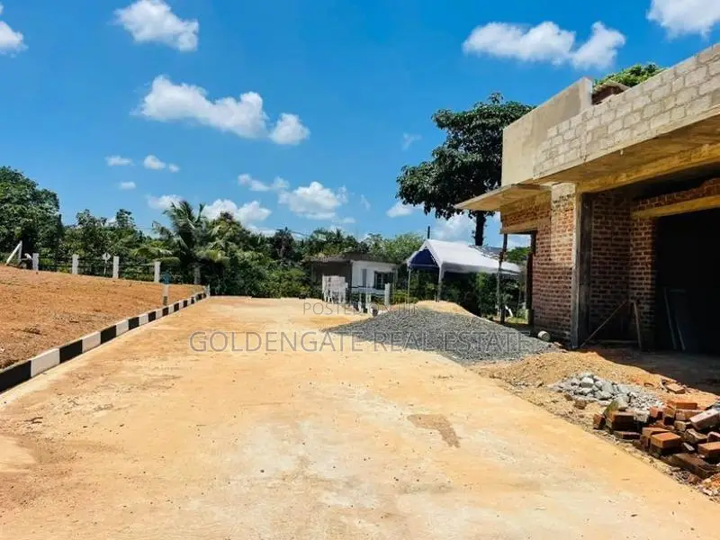 Kalagedihena Best Land for Sale