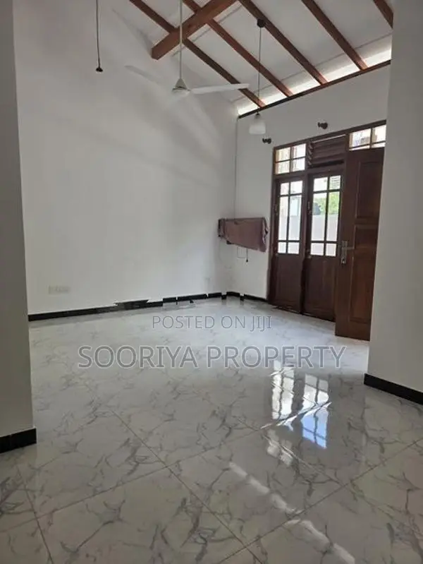 Newly Build House for Sale in Piliyandala