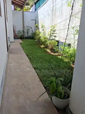 New Luxury House for Sale in Kesbewa