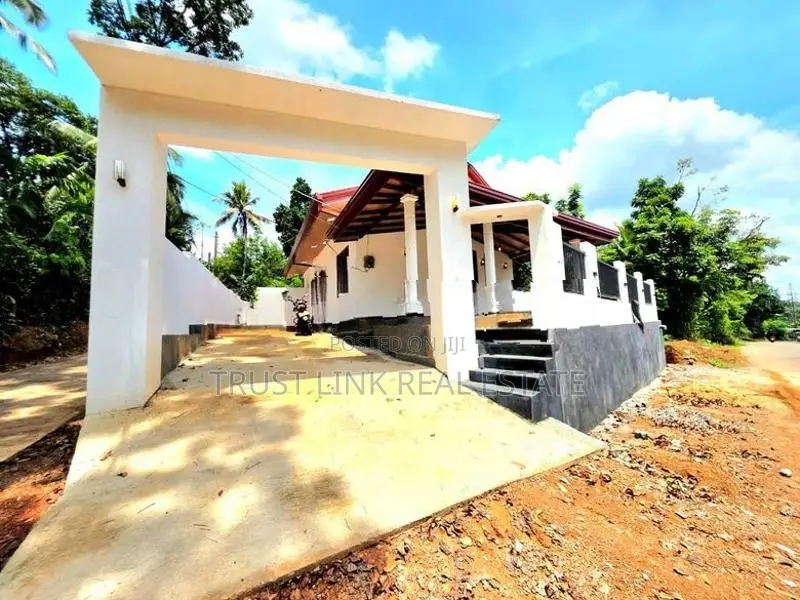 Brand New Single House For Sale In Minuwangoda