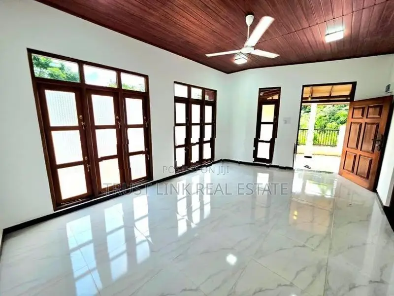Brand New Single House For Sale In Minuwangoda