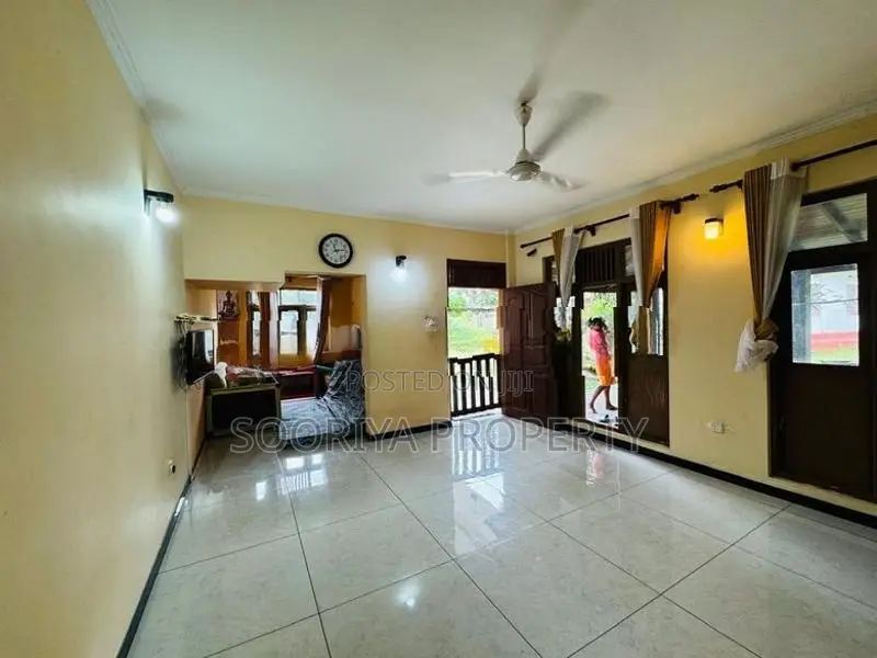 Two Story House for Sale in Piliyandala Suwarapola
