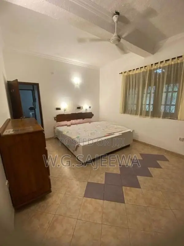 85perch land with 4bedroom hoise for sale dalupotha, Negombo