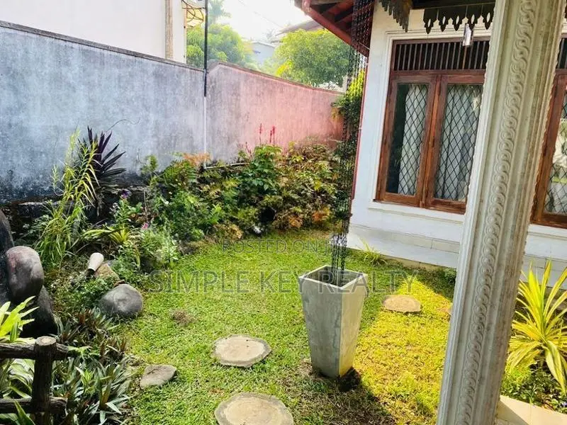 Valuable Land for Sale in Kiribathgoda Makola