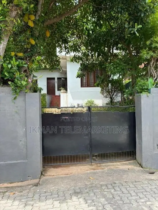 Beautiful Two-Storey House For Sale In Moratuwa, Colombo