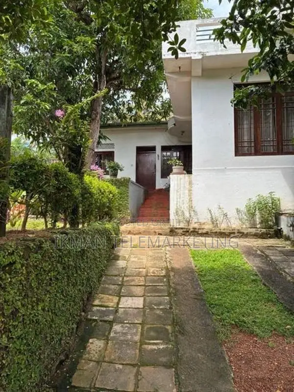 Beautiful Two-Storey House For Sale In Moratuwa, Colombo