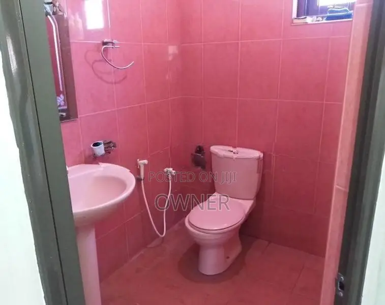 Room for Rent only Girls in Periyamulla, Negombo