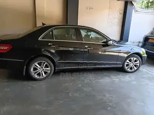 Mercedes Benz E200 2010