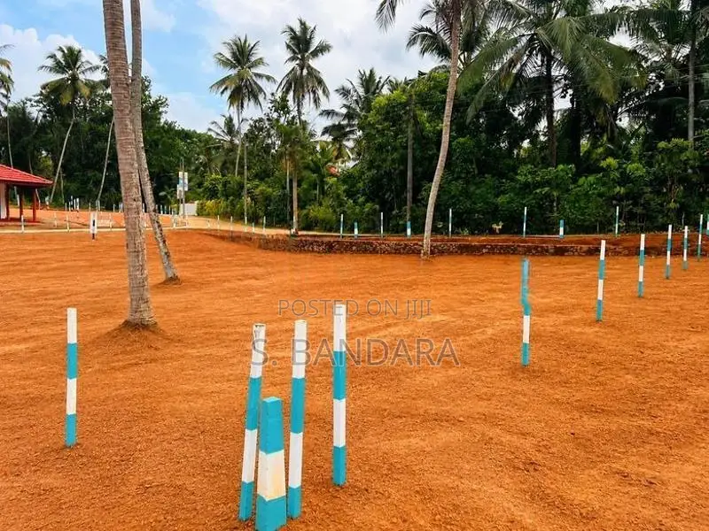 Land for Sale in Wathupitiwala A3