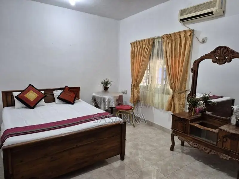 POLONNARUWA MADIRIGIRIYA - RESTURANT AVAILABLE For Rent