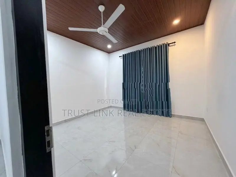 Single Story House For Sale IN Ragama –