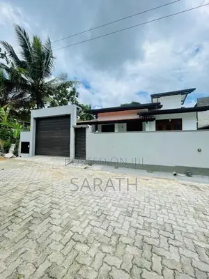 Single Storied Brand New House In Habarakada