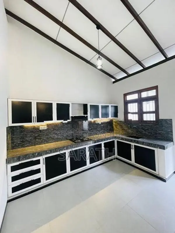 Single Storied Brand New House In Habarakada