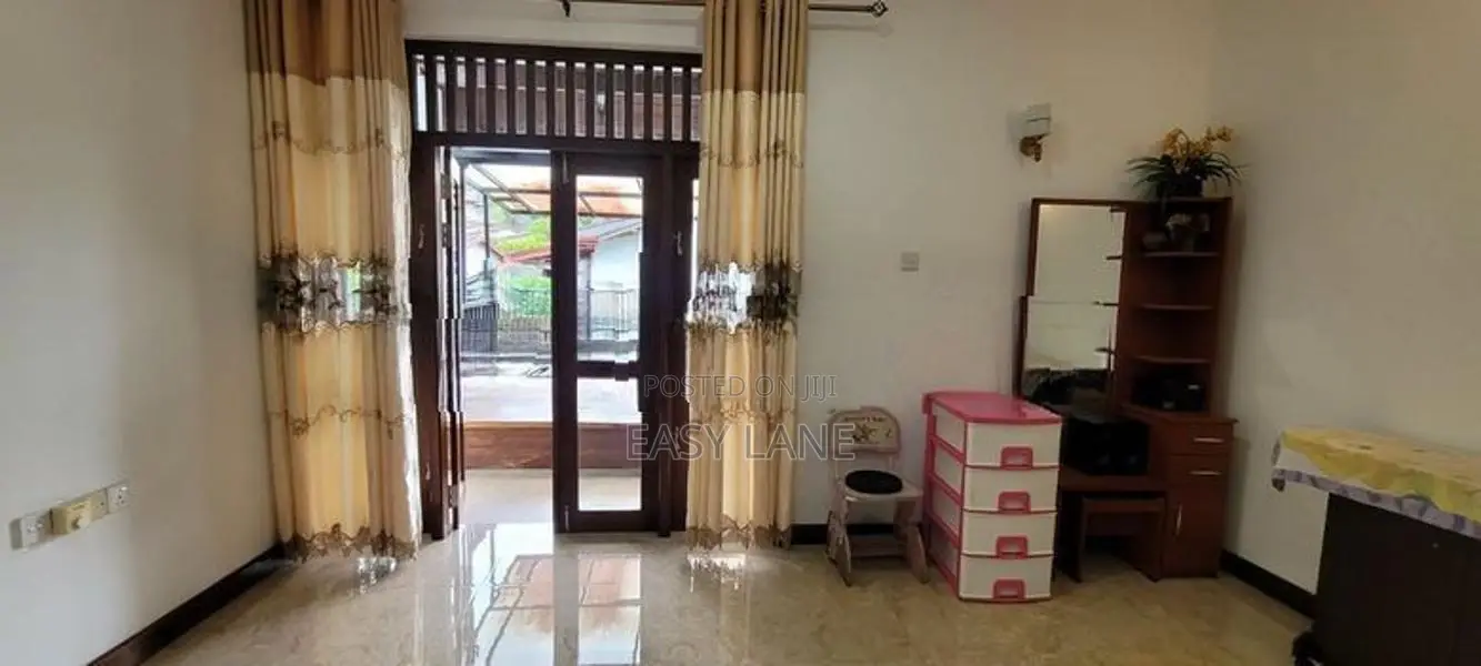 House for Sale in Rathnapura'near Lyceum International School