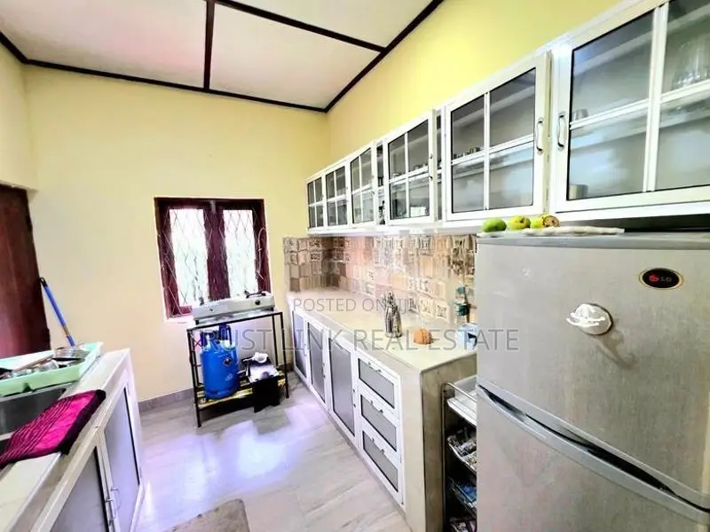 Single-Storey Home for Sale in Wattala. Just 1 km to Hendala