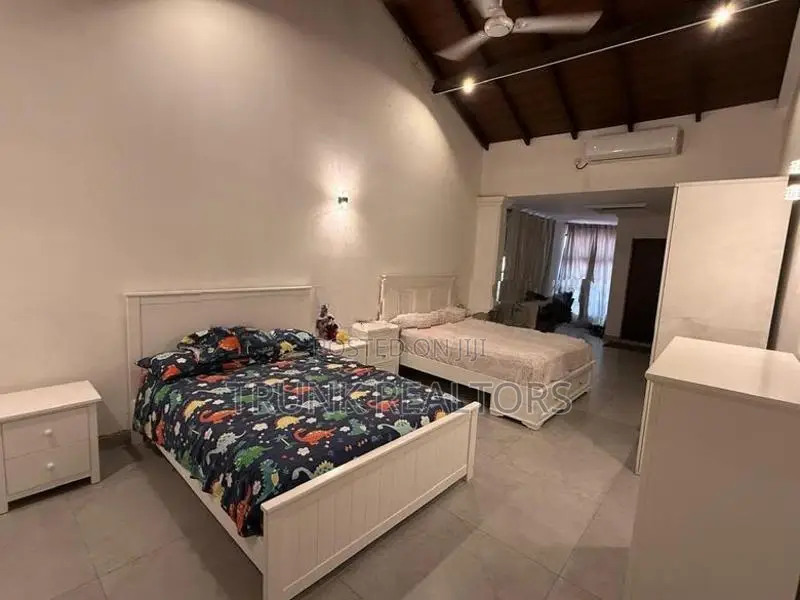 ￭ Colombo 07 05BR House For Rent (NK11944)