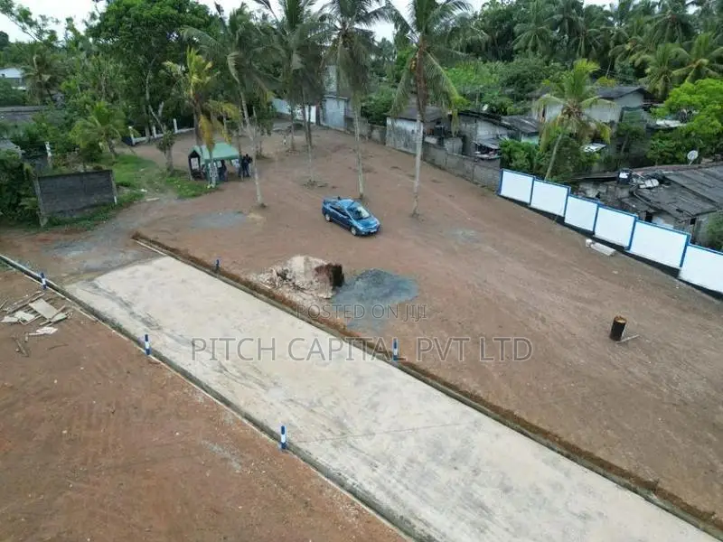 Bandaragama කදිම ඉඩමක්