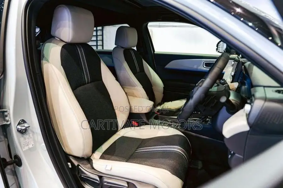 Honda Vezel Z Play Moonroof 10sp 2026