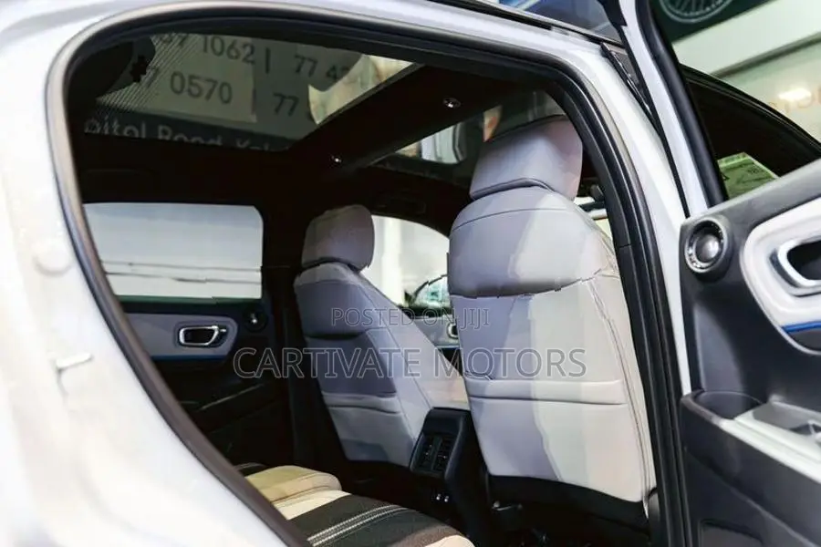 Honda Vezel Z Play Moonroof 10sp 2026