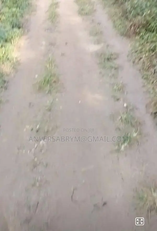 10.5 P Land For Sale .Waththegedara Katugastota
