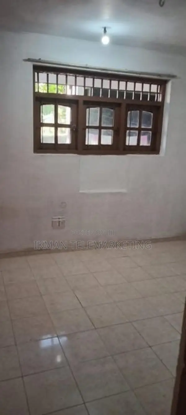 House For Rent In Kalapaluwawa, Rajagiriya