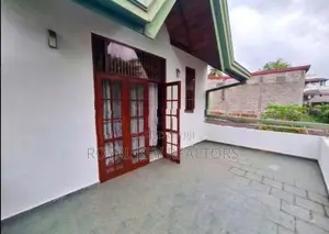 04 Bedroom -Unfurnished House For Sale In Kotte