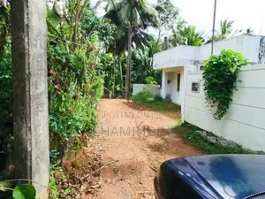 Land For Sale In Homagama, Near Nsbm Green University