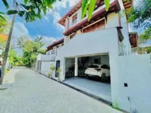 05 Bedroom -Unfurnished House For Sale In Kiribathgoda