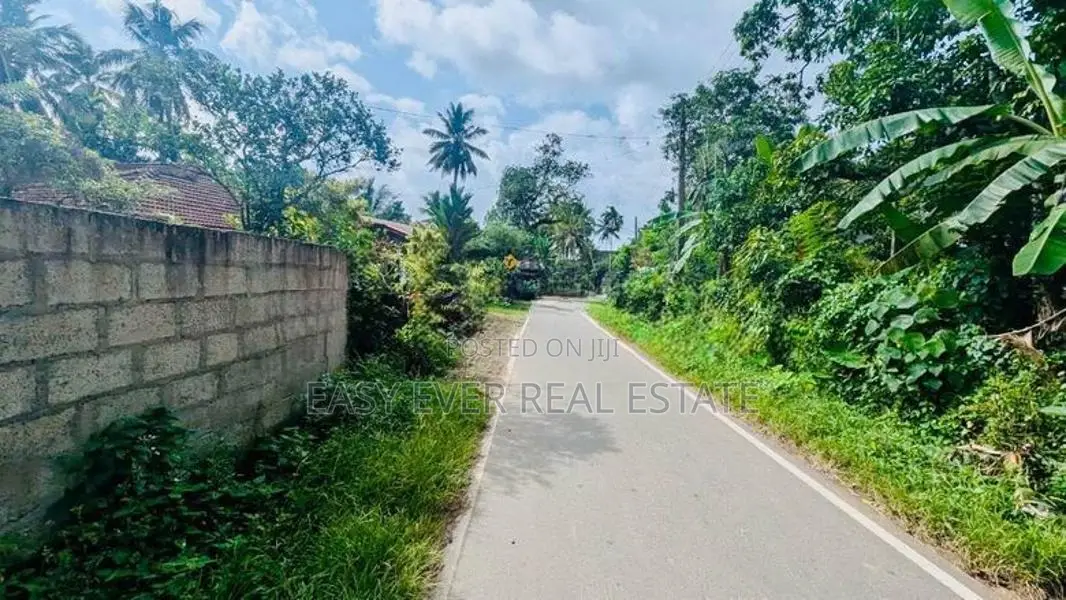 කිරිවත්තුඩුව - තලගල නිස්කලංක පරිසරයක පිහිටි නිවස සහ ඉඩම විකිණීමට