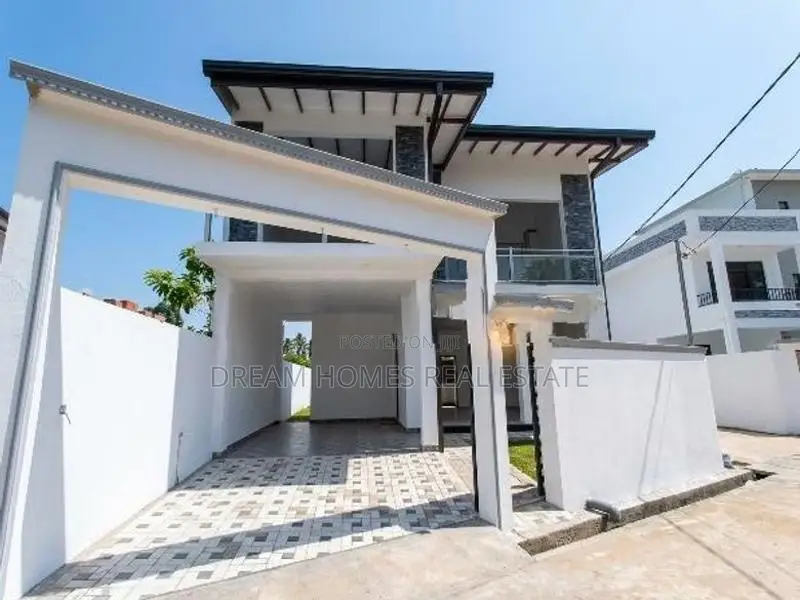මාලඹේ පාරෙන් නවීන නිවසක් විකිණීමට කොට්ටාව