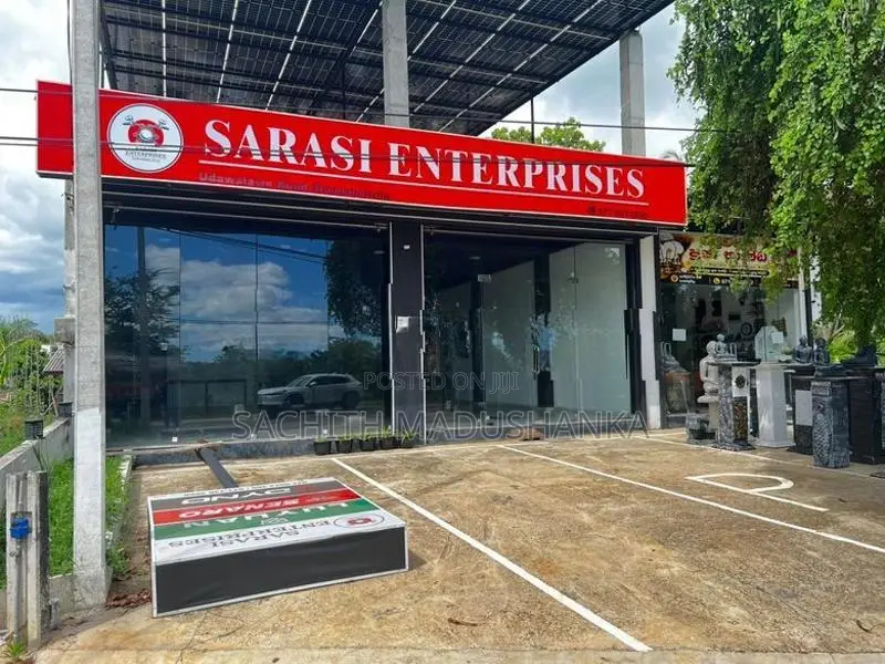 තණමල්විල නගරයේ අංග සම්පූර්ණ කඩ කාමරයක් කුලියට දීමට ඇත