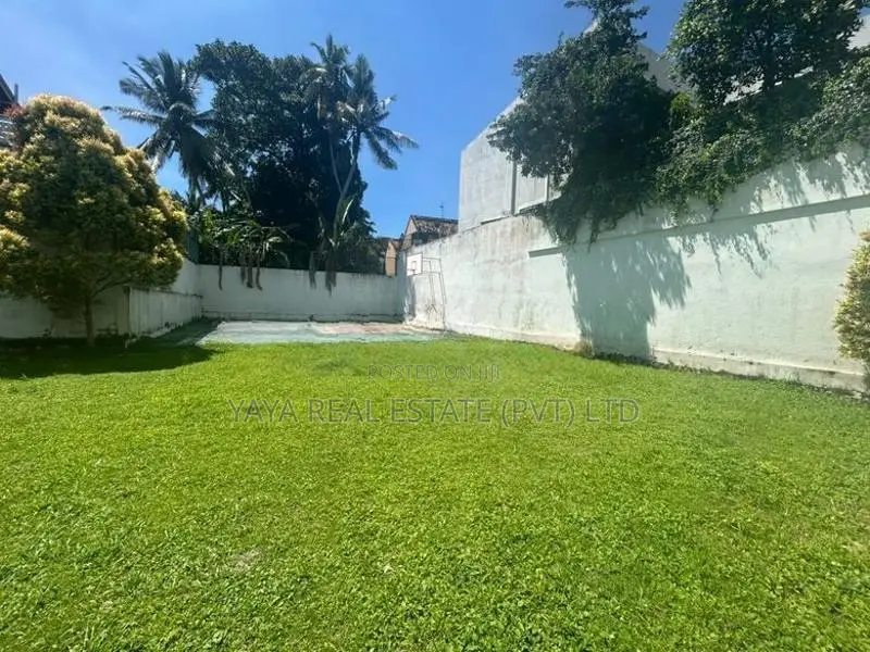 Residential Land For Sale IN Nawala