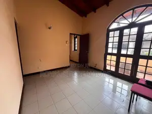03 Bedroom -Furnished House For Rent In Colombo 04