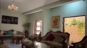 04 Bedroom - Unfurnished House For Sale In Colombo 07