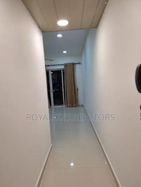 Blue Ocean - 03 Bedroom Unfurnished Apartment For Sale In Colombo 5