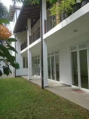 Three-Story House For Sale – Pelawatta, Pothuarawa Road In Battaramull