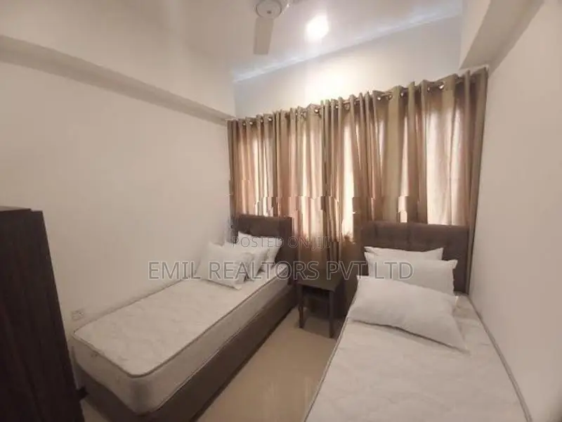 Luxury 3 Bedroom Apartment for Sale at TRI-ZEN, Colombo 02 (EM023JA)