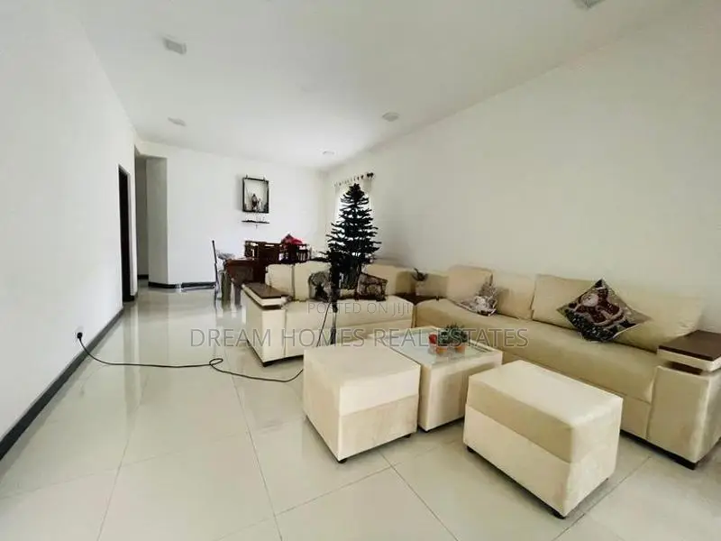 2-Storey Family Home In Enderamulla, Wattala