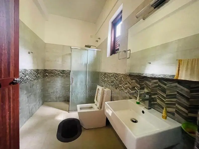 2-Storey Family Home In Enderamulla, Wattala