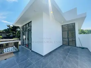 House For Sale In Kottawa Million