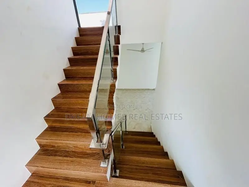 House For Sale In Kottawa Million